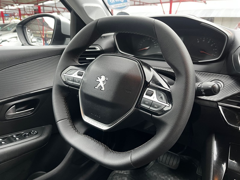 PEUGEOT 208 1.6 16V FLEX ALLURE AT6 2022