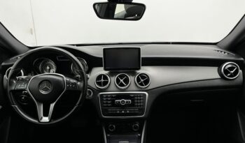 
									MERCEDES-BENZ GLA 200 1.6 CGI STYLE 16V TURBO GASOLINA 4P AUTOMÁTICO 2015 completo								