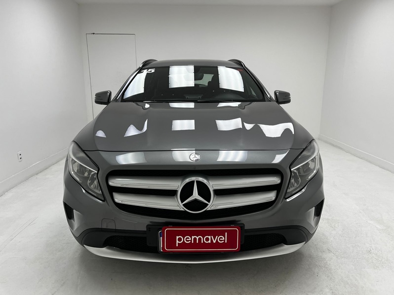 MERCEDES-BENZ GLA 200 1.6 CGI STYLE 16V TURBO GASOLINA 4P AUTOMÁTICO 2015