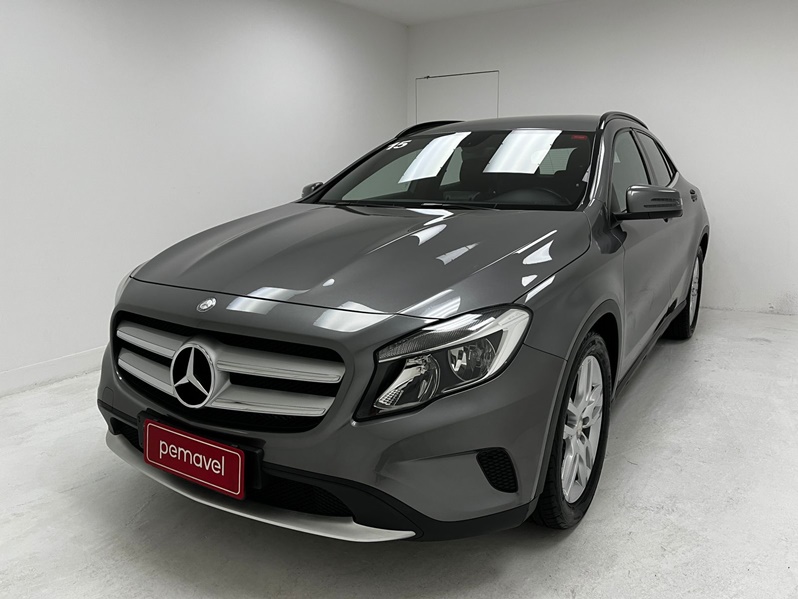MERCEDES-BENZ GLA 200 1.6 CGI STYLE 16V TURBO GASOLINA 4P AUTOMÁTICO 2015