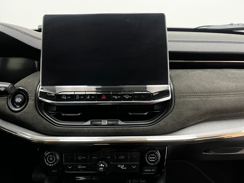 JEEP COMMANDER 1.3 T270 TURBO FLEX LIMITED AT6 2023