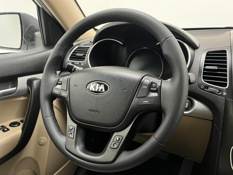 KIA SORENTO 3.5 V6 GASOLINA EX 7L 4WD AUTOMÁTICO 2015