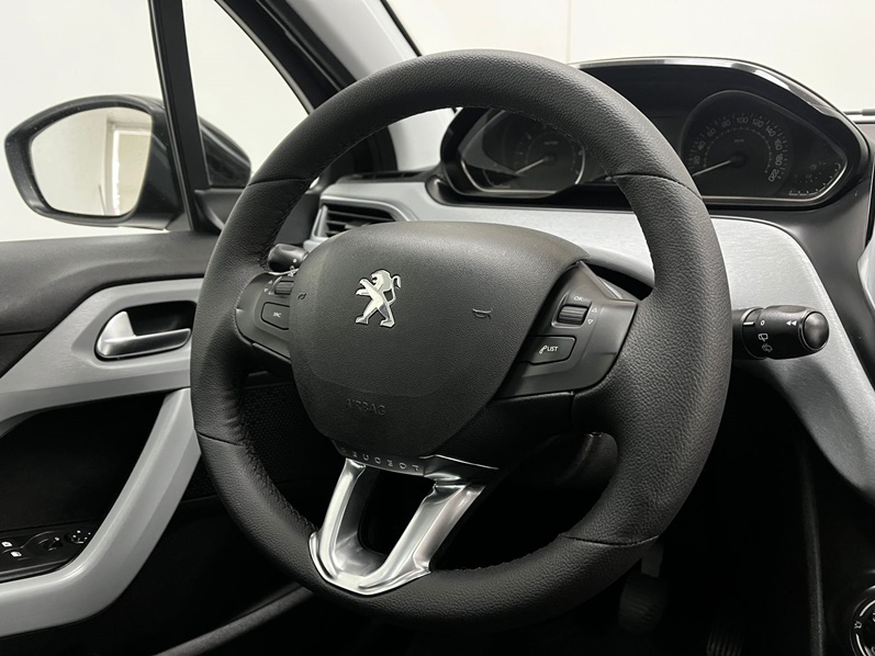 PEUGEOT 208 1.5 ALLURE 8V FLEX 4P MANUAL 2015