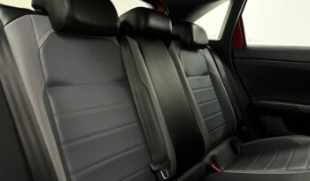 
									VOLKSWAGEN NIVUS 1.0 200 TSI TOTAL FLEX HIGHLINE AUTOMÁTICO 2021 completo								
