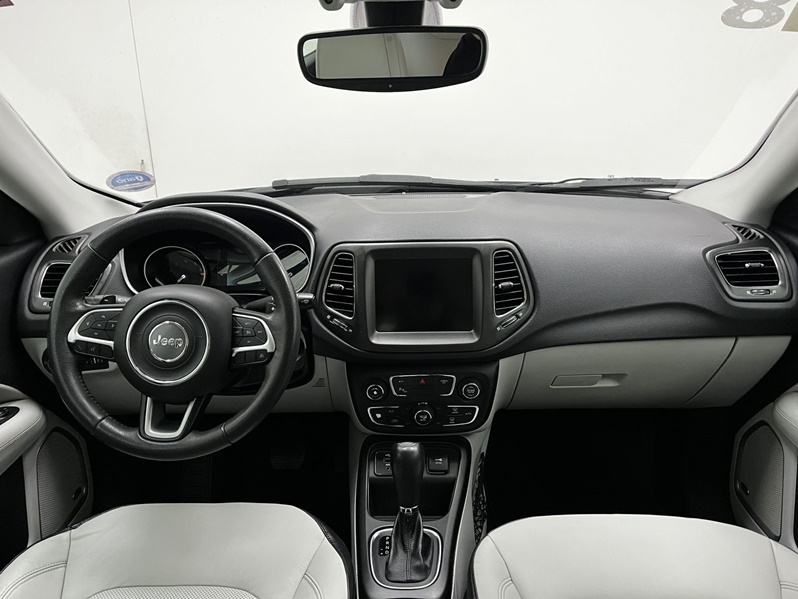 JEEP COMPASS 2.0 16V FLEX LONGITUDE AUTOMÁTICO 2018
