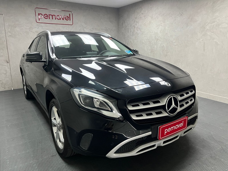 MERCEDES-BENZ GLA 200 1.6 CGI FLEX ADVANCE 7G-DCT 2018