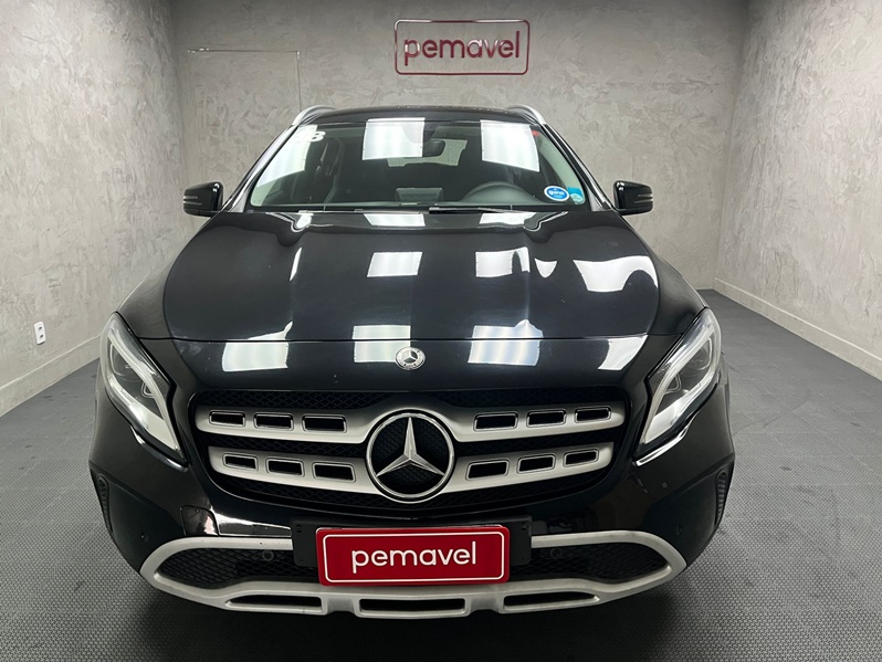 MERCEDES-BENZ GLA 200 1.6 CGI FLEX ADVANCE 7G-DCT 2018