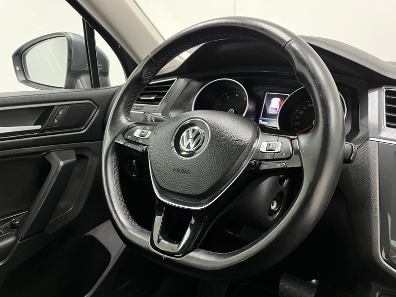VOLKSWAGEN TIGUAN 1.4 250 TSI TOTAL FLEX ALLSPACE COMFORTLINE TIPTRONIC 2018
