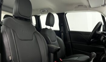 
									JEEP RENEGADE 1.3 T270 TURBO FLEX LONGITUDE AT6 2025 completo								