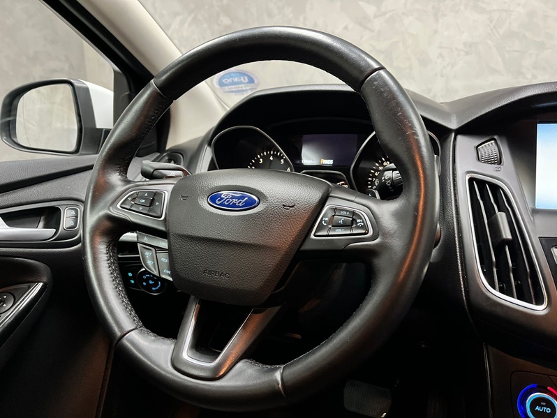 FORD FOCUS 2.0 TITANIUM PLUS SEDAN 16V FLEX 4P POWERSHIFT 2016