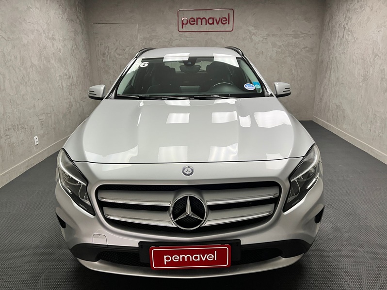MERCEDES-BENZ GLA 200 1.6 CGI STYLE 16V TURBO FLEX 4P AUTOMÁTICO 2016