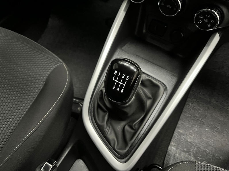 CHEVROLET ONIX 1.0 FLEX LT MANUAL 2024