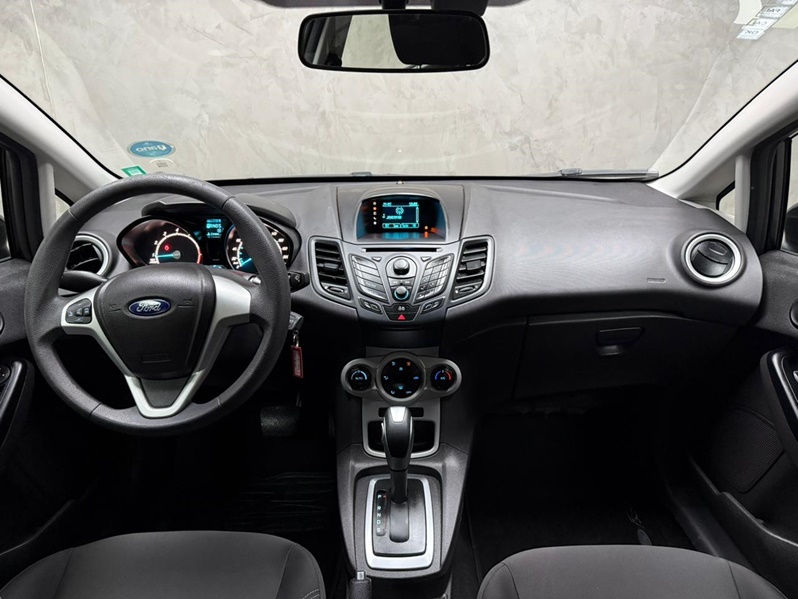 FORD FIESTA 1.6 SEL HATCH 16V FLEX 4P POWERSHIFT 2017