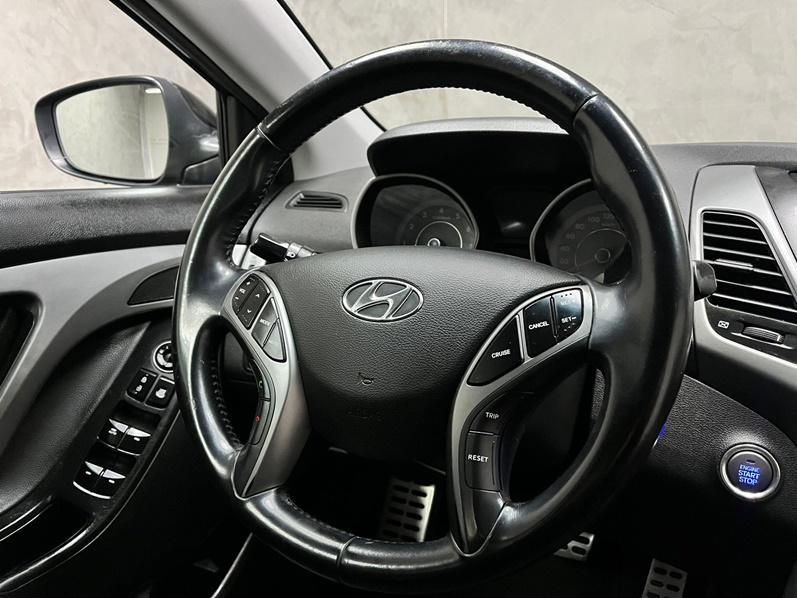 HYUNDAI ELANTRA 2.0 GLS 16V FLEX 4P AUTOMÁTICO 2014