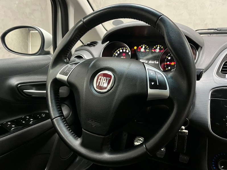 FIAT PUNTO 1.4 ATTRACTIVE 8V FLEX 4P MANUAL 2016