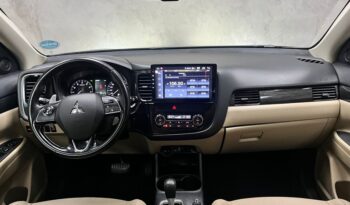 
									MITSUBISHI OUTLANDER 3.0 GT 4X4 V6 24V GASOLINA 4P AUTOMÁTICO 2016 completo								