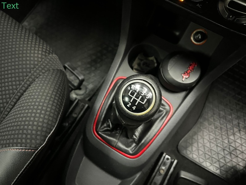 VOLKSWAGEN FOX 1.6 MI ROCK IN RIO 8V FLEX 4P MANUAL 2014