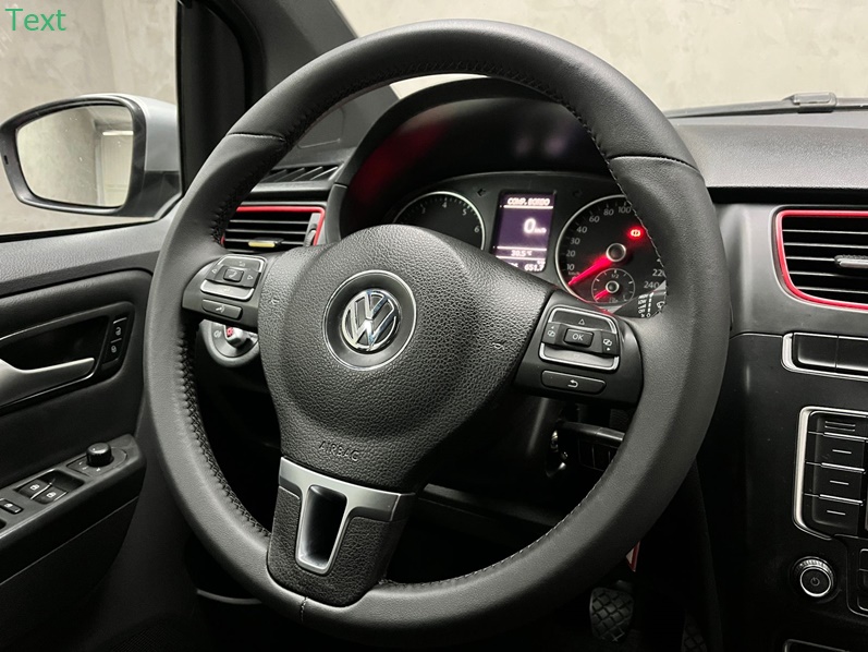 VOLKSWAGEN FOX 1.6 MI ROCK IN RIO 8V FLEX 4P MANUAL 2014