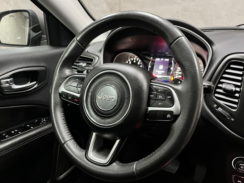 JEEP COMPASS 2.0 16V FLEX LONGITUDE AUTOMÁTICO 2018