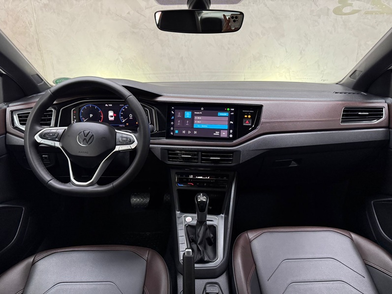 VOLKSWAGEN VIRTUS 1.0 200 TSI HIGHLINE AUTOMÁTICO 2023