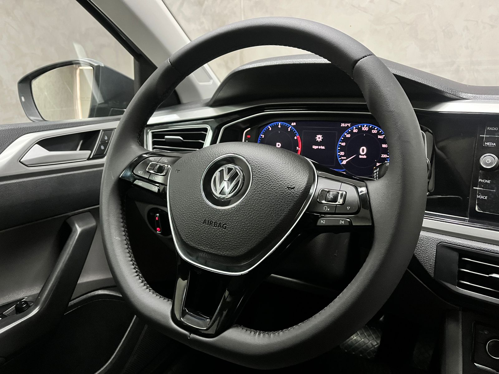 VOLKSWAGEN   POLO  1.0 200 TSI HIGHLINE AUTOMÁTICO 2021