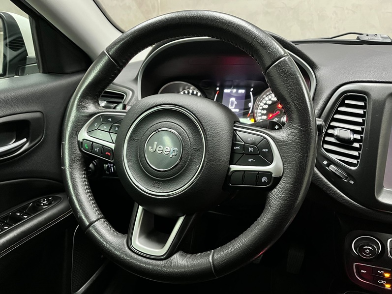 JEEP COMPASS 2.0 16V FLEX LONGITUDE AUTOMÁTICO 2017