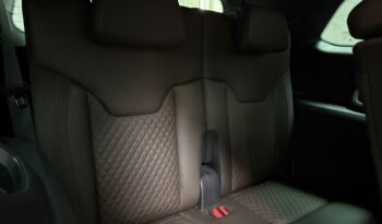 
									JEEP COMMANDER 2.0 HURRICANE 4 TURBO GASOLINA OVERLAND AT9 2025 completo								