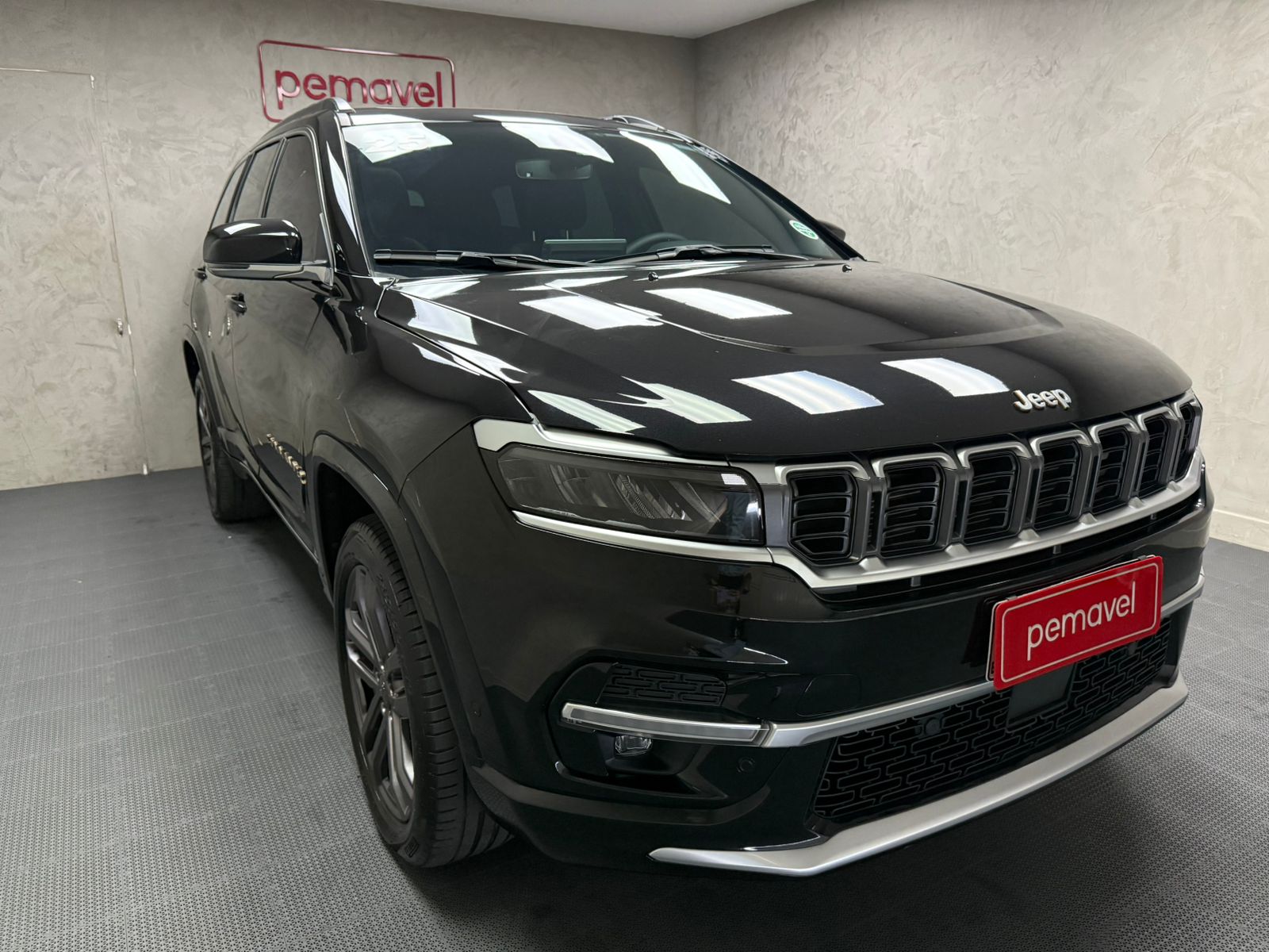 JEEP COMMANDER 2.0 HURRICANE 4 TURBO GASOLINA OVERLAND AT9 2025