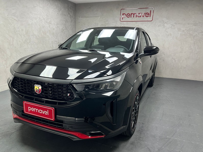 FIAT FASTBACK 1.3 TURBO 270 FLEX ABARTH AT6 2025