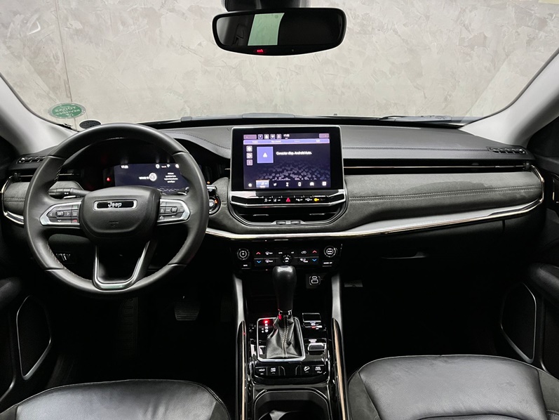 JEEP COMMANDER 2.0 TD380 TURBO DIESEL LIMITED AT9 2022