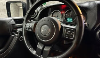 
									JEEP WRANGLER 3.6 UNLIMITED 4X4 V6 GASOLINA 4P AUTOMÁTICO 2015 completo								