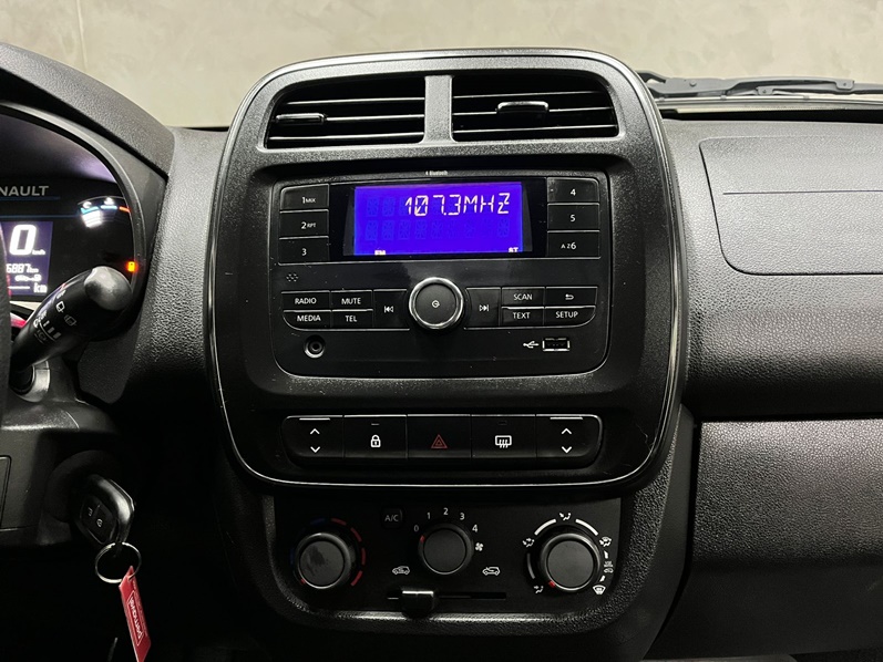 RENAULT KWID 1.0 12V SCE FLEX ZEN MANUAL 2025