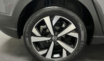 
									VOLKSWAGEN NIVUS 1.0 200 TSI TOTAL FLEX HIGHLINE AUTOMÁTICO 2023 completo								