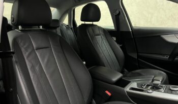 
									AUDI A4 2.0 TFSI AMBIENTE GASOLINA 4P S TRONIC 2018 completo								