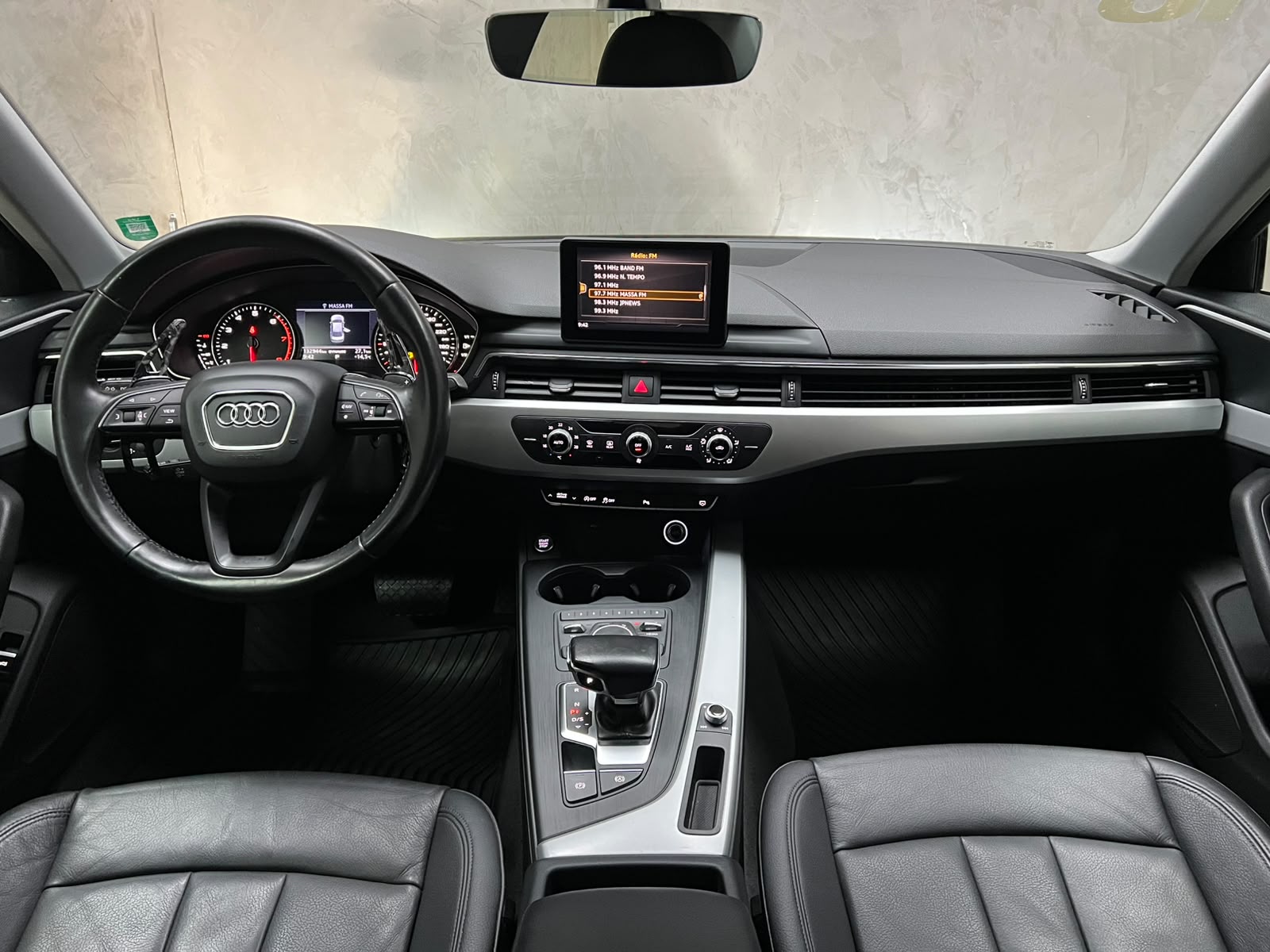 AUDI A4 2.0 TFSI AMBIENTE GASOLINA 4P S TRONIC 2018