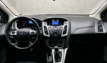 
									FORD FOCUS 1.6 SE 16V FLEX 4P MANUAL 2015 completo								