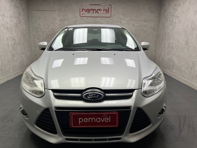 FORD FOCUS 1.6 SE 16V FLEX 4P MANUAL 2015