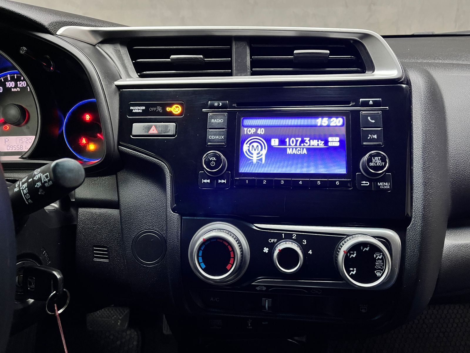 HONDA FIT 1.5 LX 16V FLEX 4P AUTOMÁTICO 2020