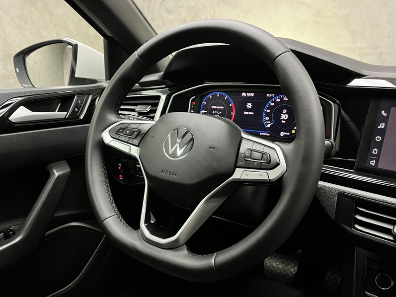 VOLKSWAGEN NIVUS 1.0 200 TSI TOTAL FLEX HIGHLINE AUTOMÁTICO 2021