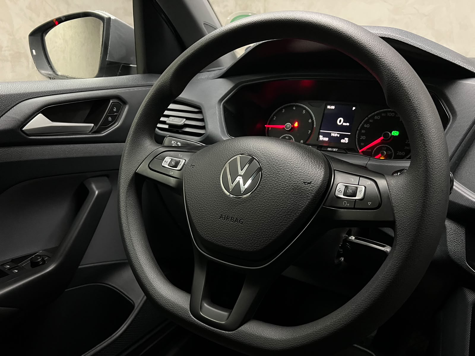 VOLKSWAGEN T-CROSS 1.0 200 TSI TOTAL FLEX SENSE AUTOMÁTICO 2024