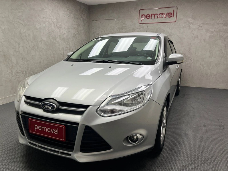 FORD FOCUS 1.6 SE 16V FLEX 4P MANUAL 2015