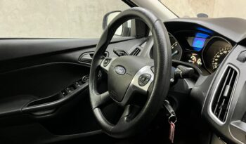 
									FORD FOCUS 2.0 S SEDAN 16V FLEX 4P POWERSHIFT 2015 completo								