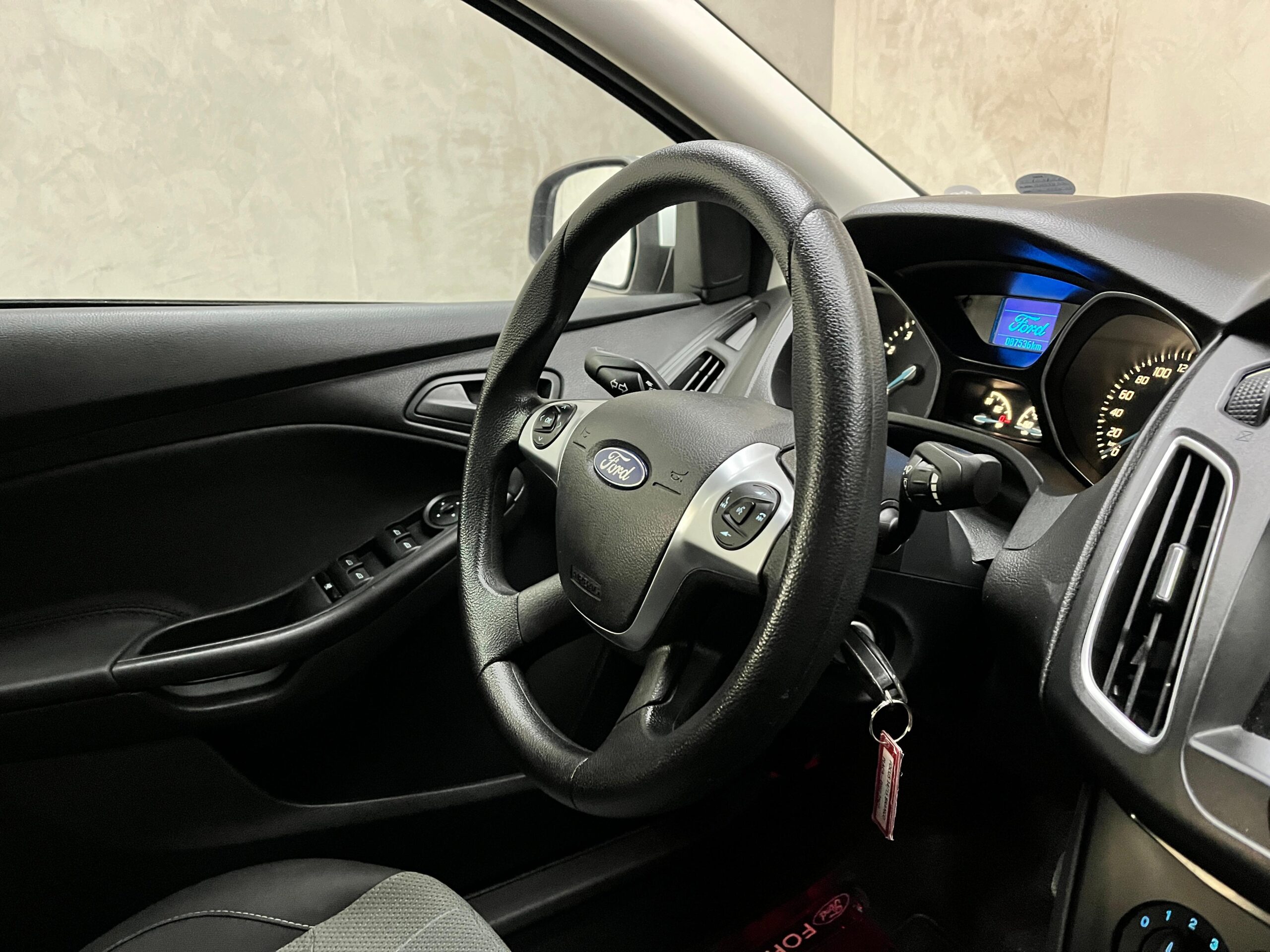 FORD FOCUS 2.0 S SEDAN 16V FLEX 4P POWERSHIFT 2015
