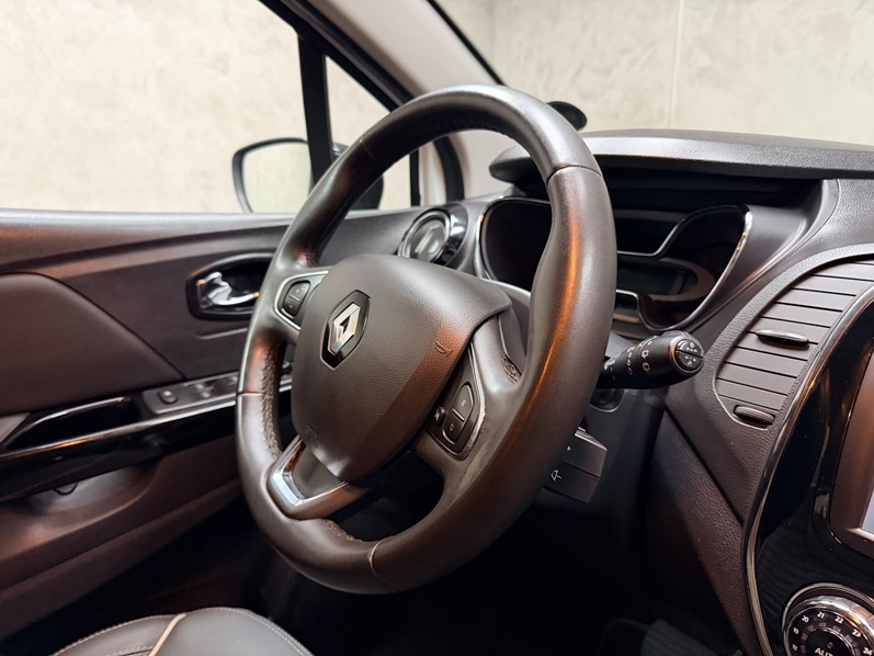 RENAULT CAPTUR 1.6 16V SCE FLEX INTENSE X-TRONIC 2019