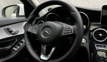 
									MERCEDES-BENZ C 250 2.0 CGI GASOLINA AVANTGARDE 9G-TRONIC 2018 completo								