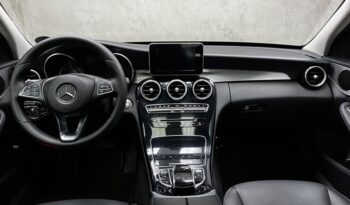 
									MERCEDES-BENZ C 250 2.0 CGI GASOLINA AVANTGARDE 9G-TRONIC 2018 completo								