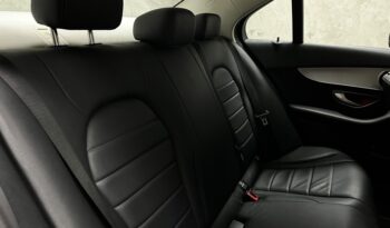 
									MERCEDES-BENZ C 250 2.0 CGI GASOLINA AVANTGARDE 9G-TRONIC 2018 completo								