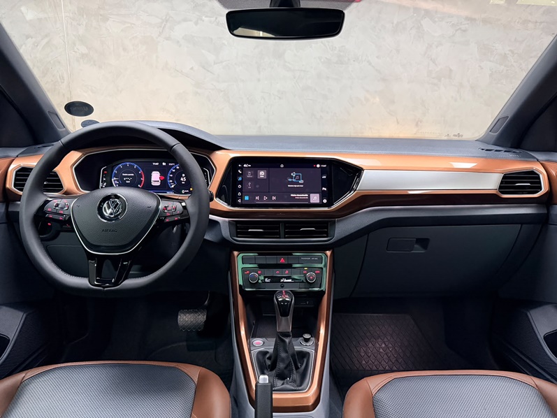 VOLKSWAGEN T-CROSS 1.0 200 TSI TOTAL FLEX COMFORTLINE AUTOMÁTICO 2021