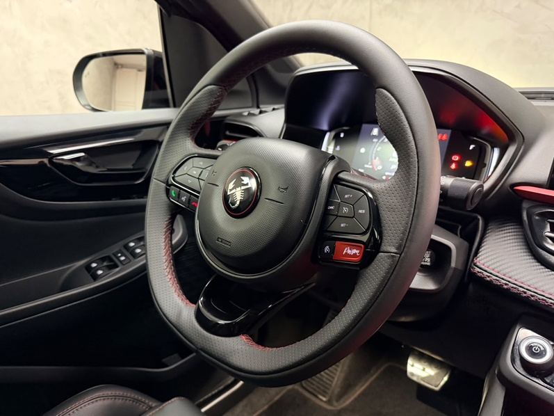 FIAT FASTBACK 1.3 TURBO 270 FLEX ABARTH AT6 2026