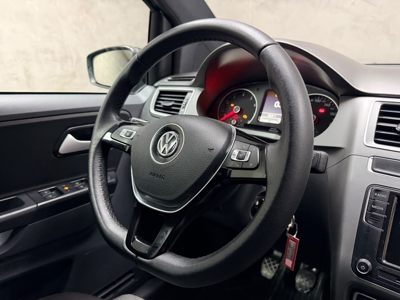 VOLKSWAGEN FOX 1.6 MSI TOTAL FLEX CONNECT 4P MANUAL 2019
